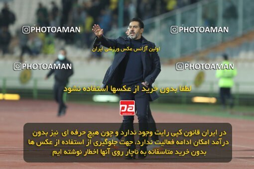 1997546, Tehran, Iran, لیگ برتر فوتبال ایران، Persian Gulf Cup، Week 6، First Leg، Persepolis 1 v 0 Sanat Naft Abadan on 2021/11/24 at Azadi Stadium
