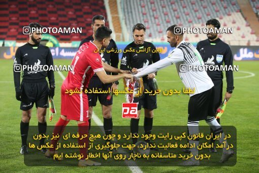 1997592, Tehran, Iran, لیگ برتر فوتبال ایران، Persian Gulf Cup، Week 7، First Leg، Persepolis 1 v 0 Naft M Soleyman on 2021/11/29 at Azadi Stadium