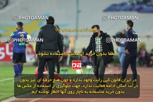 1997719, Tehran, Iran, لیگ برتر فوتبال ایران، Persian Gulf Cup، Week 8، First Leg، Esteghlal 0 v 0 Persepolis on 2021/12/04 at Azadi Stadium