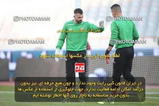 1997768, Tehran, Iran, لیگ برتر فوتبال ایران، Persian Gulf Cup، Week 8، First Leg، Esteghlal 0 v 0 Persepolis on 2021/12/04 at Azadi Stadium