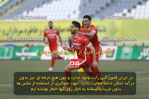 1998261, Arak, Iran, لیگ برتر فوتبال ایران، Persian Gulf Cup، Week 12، First Leg، Sepahan 0 v 1 Persepolis on 2021/12/29 at Arak Imam Khomeini Stadium