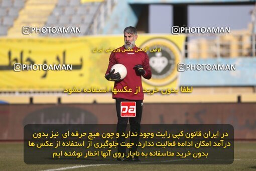 1998304, Arak, Iran, لیگ برتر فوتبال ایران، Persian Gulf Cup، Week 12، First Leg، Sepahan 0 v 1 Persepolis on 2021/12/29 at Arak Imam Khomeini Stadium