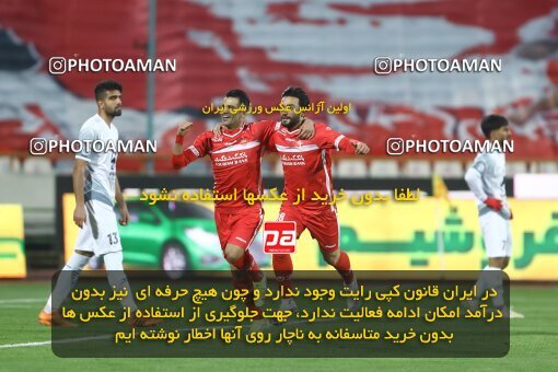 1998427, Tehran, Iran, لیگ برتر فوتبال ایران، Persian Gulf Cup، Week 13، First Leg، 2022/01/03، Persepolis 2 - 1 Tractor Sazi