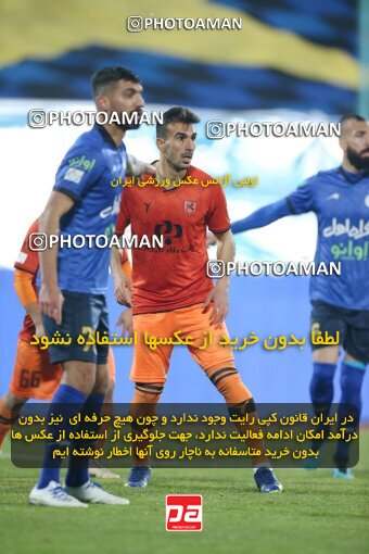 1923391, Tehran, Iran, لیگ برتر فوتبال ایران، Persian Gulf Cup، Week 14، First Leg، Esteghlal 3 v 2 Mes Rafsanjan on 2022/01/08 at Azadi Stadium