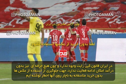 1998517, Tehran, Iran, لیگ برتر فوتبال ایران، Persian Gulf Cup، Week 15، First Leg، Persepolis 1 v 0 Fajr-e Sepasi Shiraz on 2022/01/13 at Azadi Stadium