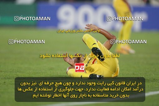 1923028, Tehran, Iran, لیگ برتر فوتبال ایران، Persian Gulf Cup، Week 15، First Leg، Persepolis 1 v 0 Fajr-e Sepasi Shiraz on 2022/01/13 at Azadi Stadium