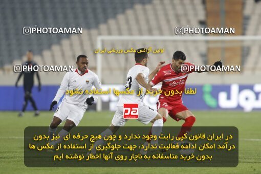 1998552, Tehran, Iran, لیگ برتر فوتبال ایران، Persian Gulf Cup، Week 16، Second Leg، Persepolis 1 v 0 Foulad Khouzestan on 2022/01/22 at Azadi Stadium