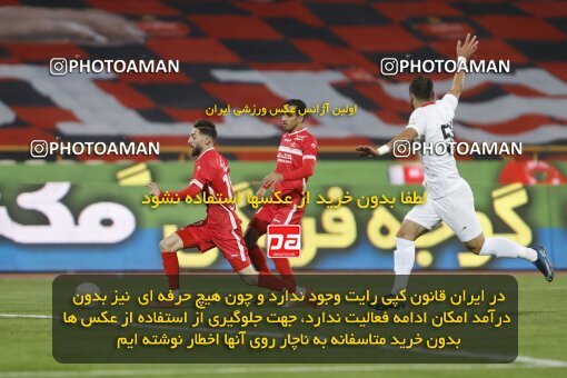 1998553, Tehran, Iran, لیگ برتر فوتبال ایران، Persian Gulf Cup، Week 16، Second Leg، Persepolis 1 v 0 Foulad Khouzestan on 2022/01/22 at Azadi Stadium