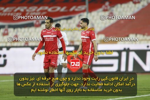 1998572, Tehran, Iran, لیگ برتر فوتبال ایران، Persian Gulf Cup، Week 16، Second Leg، Persepolis 1 v 0 Foulad Khouzestan on 2022/01/22 at Azadi Stadium