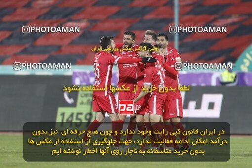 1998587, Tehran, Iran, لیگ برتر فوتبال ایران، Persian Gulf Cup، Week 16، Second Leg، Persepolis 1 v 0 Foulad Khouzestan on 2022/01/22 at Azadi Stadium