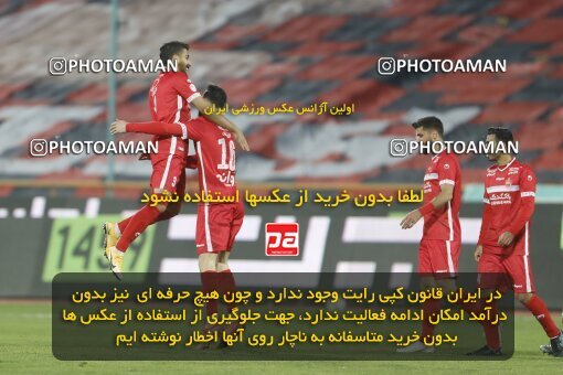 1998588, Tehran, Iran, لیگ برتر فوتبال ایران، Persian Gulf Cup، Week 16، Second Leg، Persepolis 1 v 0 Foulad Khouzestan on 2022/01/22 at Azadi Stadium