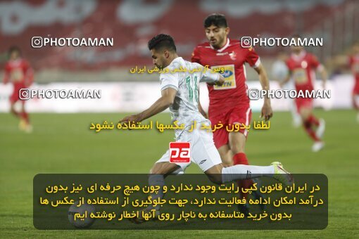 1998855, Tehran, Iran, لیگ برتر فوتبال ایران، Persian Gulf Cup، Week 18، Second Leg، Persepolis 2 v 0 Aluminium Arak on 2022/02/18 at Azadi Stadium