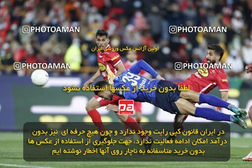 2000031, Tehran, Iran, لیگ برتر فوتبال ایران، Persian Gulf Cup، Week 23، Second Leg، Persepolis 1 v 1 Esteghlal on 2022/03/17 at Azadi Stadium