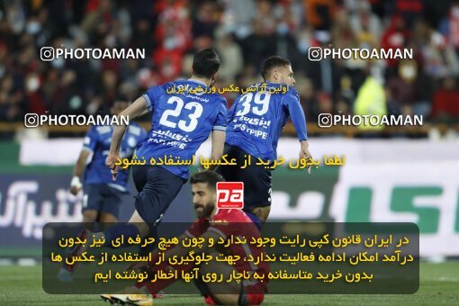 2000032, Tehran, Iran, لیگ برتر فوتبال ایران، Persian Gulf Cup، Week 23، Second Leg، Persepolis 1 v 1 Esteghlal on 2022/03/17 at Azadi Stadium