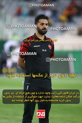 2000238, Tehran, Iran, لیگ برتر فوتبال ایران، Persian Gulf Cup، Week 25، Second Leg، Persepolis 2 v 0 Paykan on 2022/05/04 at Azadi Stadium