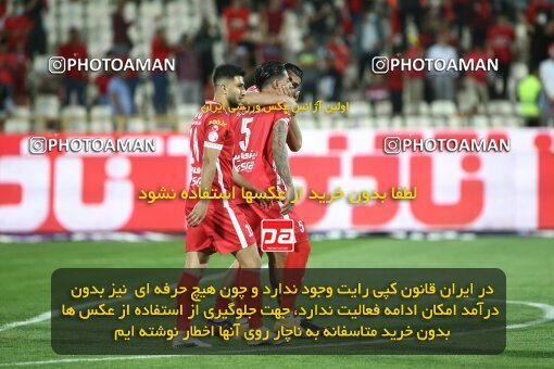 2000356, Tehran, Iran, لیگ برتر فوتبال ایران، Persian Gulf Cup، Week 25، Second Leg، Persepolis 2 v 0 Paykan on 2022/05/04 at Azadi Stadium