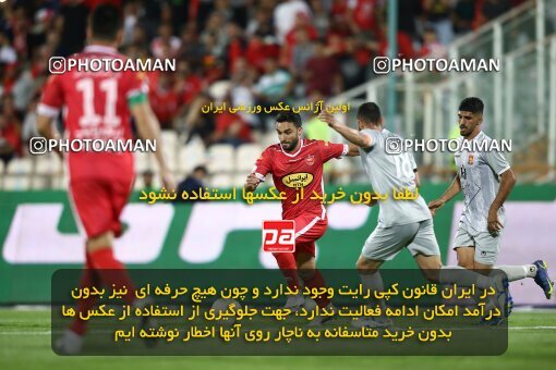 2002154, Tehran, Iran, لیگ برتر فوتبال ایران، Persian Gulf Cup، Week 29، Second Leg، Persepolis 2 v 1 Padideh Mashhad on 2022/05/29 at Azadi Stadium