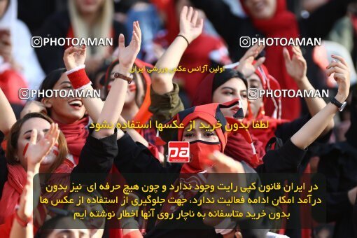 1909313, لیگ برتر فوتبال ایران، Persian Gulf Cup، Week 4، First Leg، 2022/08/31، Tehran، Azadi Stadium، Persepolis 2 - 0 Sanat Naft Abadan
