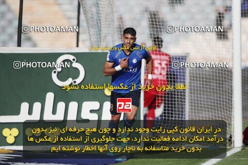 1908497, Tehran, Iran, لیگ برتر فوتبال ایران، Persian Gulf Cup، Week 6، First Leg، 2022/09/10، Esteghlal 3 - 1 Nassaji Qaemshahr