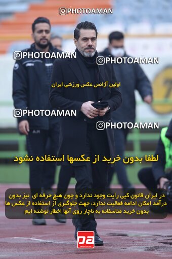 1961102, Tehran, Iran, لیگ برتر فوتبال ایران، Persian Gulf Cup، Week 13، First Leg، 2022/12/25، Persepolis 0 - 0 Paykan