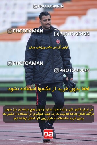 1961109, Tehran, Iran, لیگ برتر فوتبال ایران، Persian Gulf Cup، Week 13، First Leg، 2022/12/25، Persepolis 0 - 0 Paykan