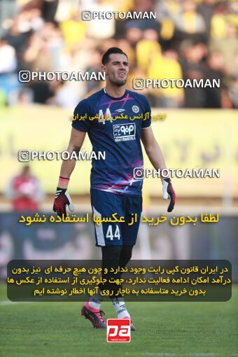 2138901, Iran pro league, 2023-2024، Persian Gulf Cup، Week 10، First Leg، 2023/11/12، Isfahan، Naghsh-e Jahan Stadium، Sepahan 1 - 0 Persepolis