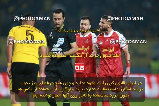 2139173, Iran pro league, 2023-2024، Persian Gulf Cup، Week 10، First Leg، 2023/11/12، Isfahan، Naghsh-e Jahan Stadium، Sepahan 1 - 0 Persepolis