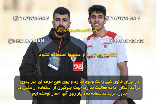 1404.10.09_18262_245_0201