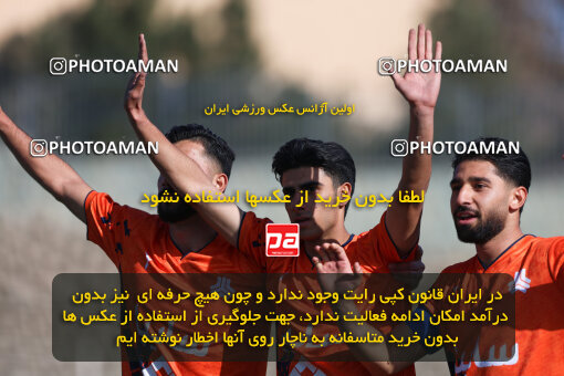 1404.11.12_18384_211_0035