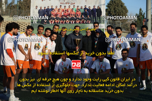 1404.11.12_18384_211_0144