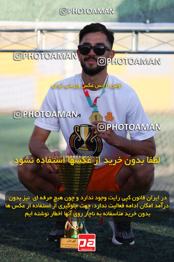 1404.11.12_18384_211_0157