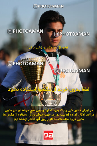 1404.11.12_18384_211_0185