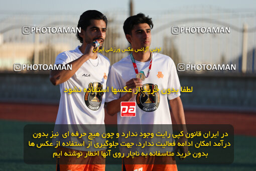 1404.11.12_18384_211_0187