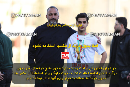 1404.11.13_18351_211_0172