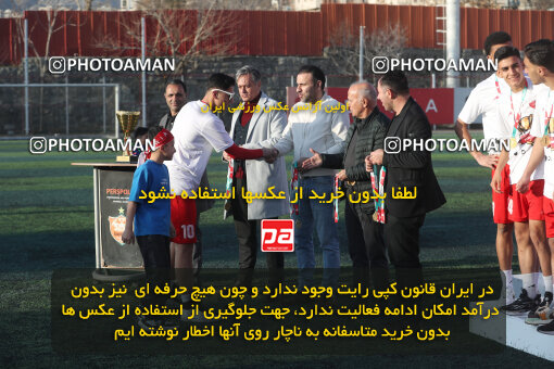 1404.11.24_18398_156_0093